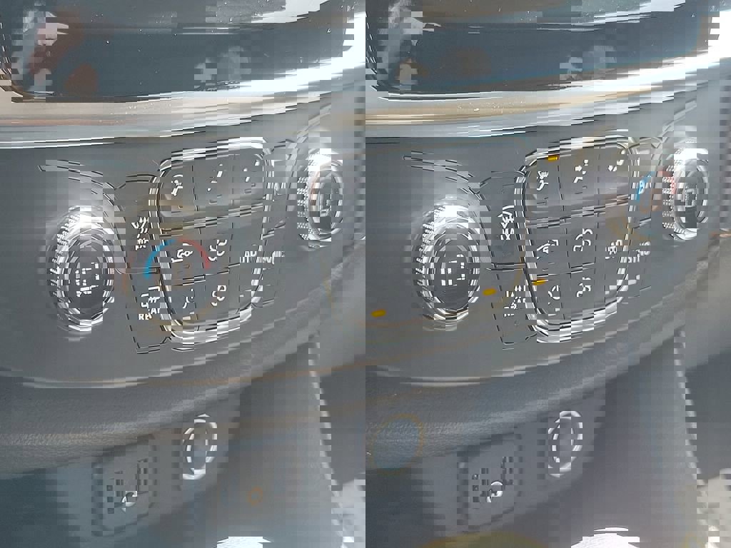 Used 2021 Chevrolet Traverse LS w/ LPO, Floor Liner Package image 15