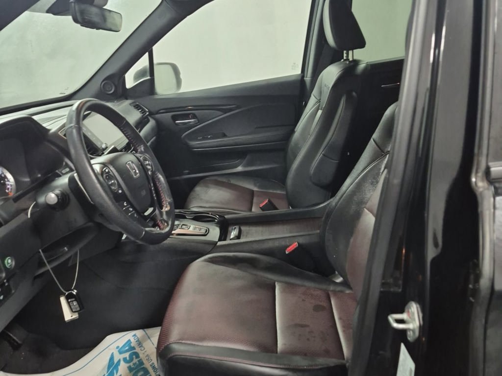 Used 2023 Honda Ridgeline Black Edition image 3