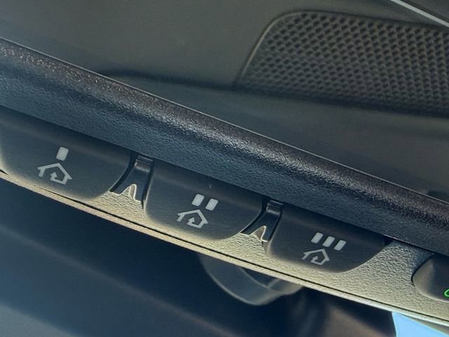 Used 2025 Subaru Forester Premium image 24