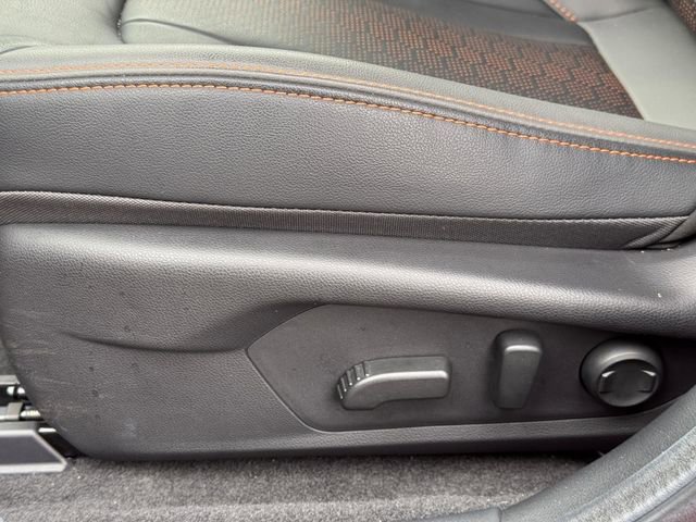 Certified 2025 Subaru Crosstrek 2.5i Limited w/ Popular Package #4A image 15