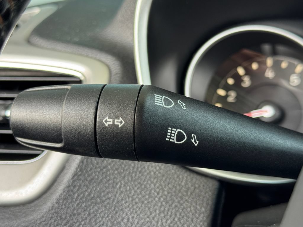 Used 2020 Jeep Compass Latitude AWD/4WD image 13