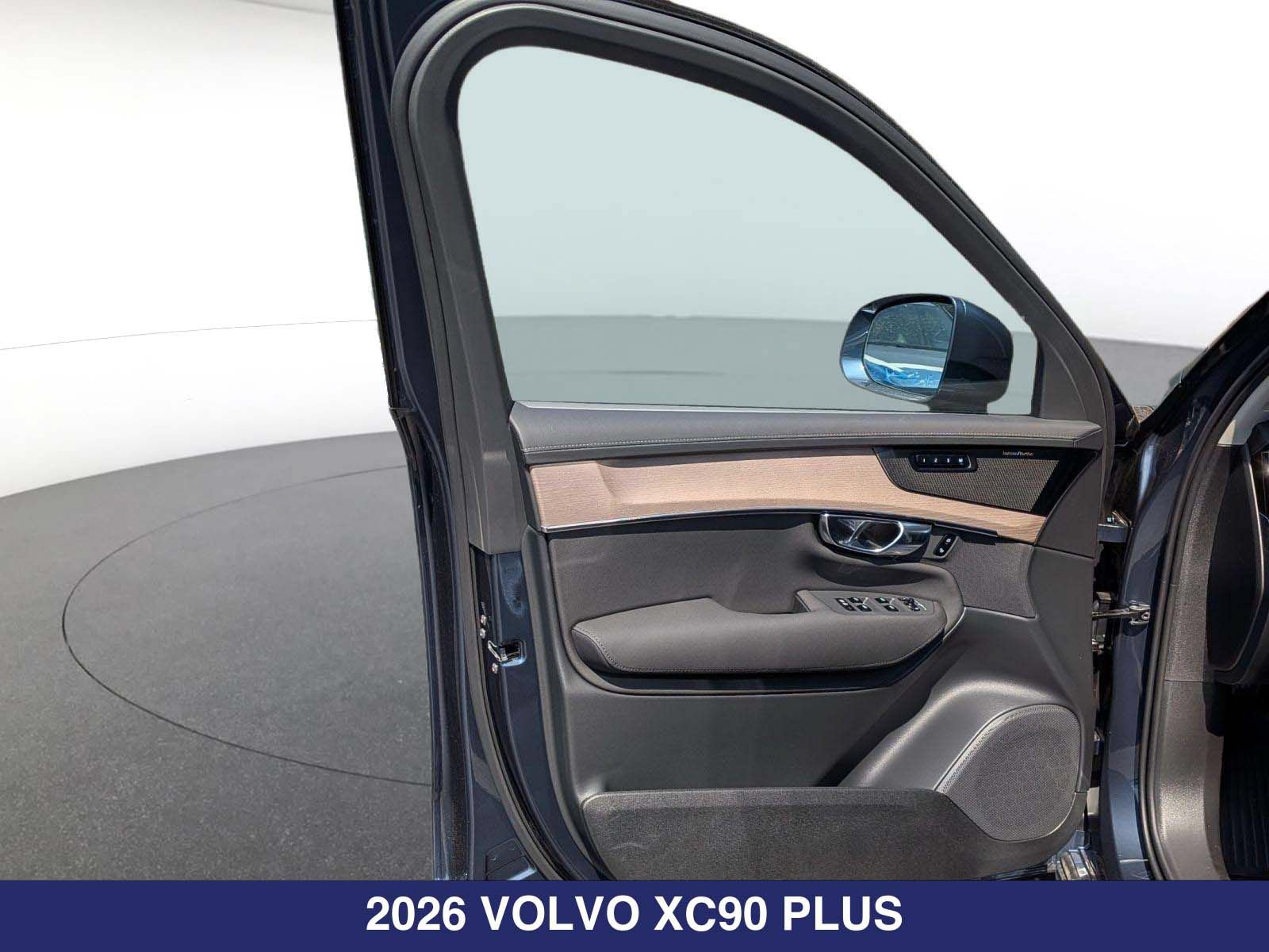 New 2026 Volvo XC90 B6 Plus w/ Protection Package Premier AWD/4WD image 8