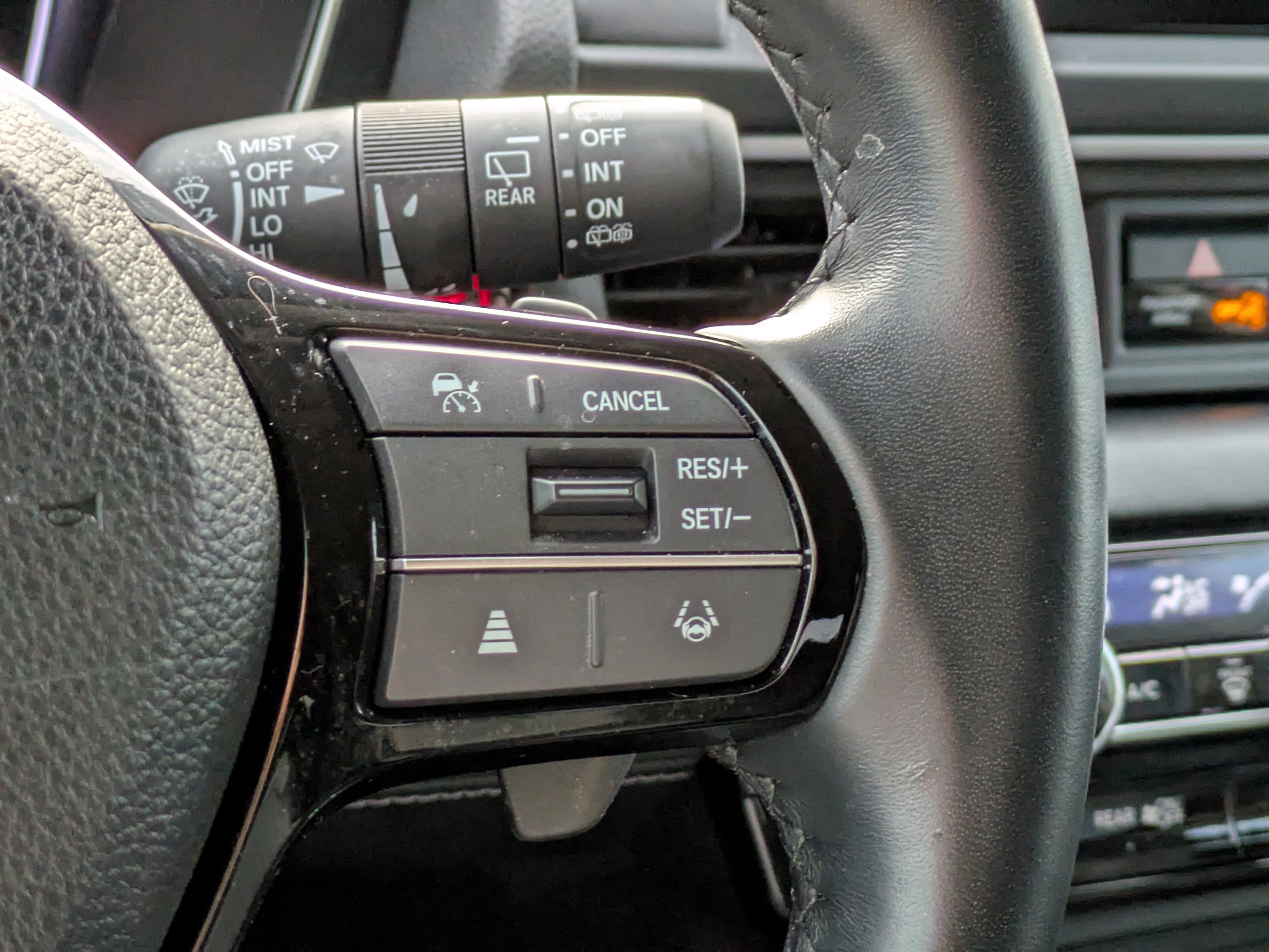 Certified 2025 Honda Pilot EX-L image 35