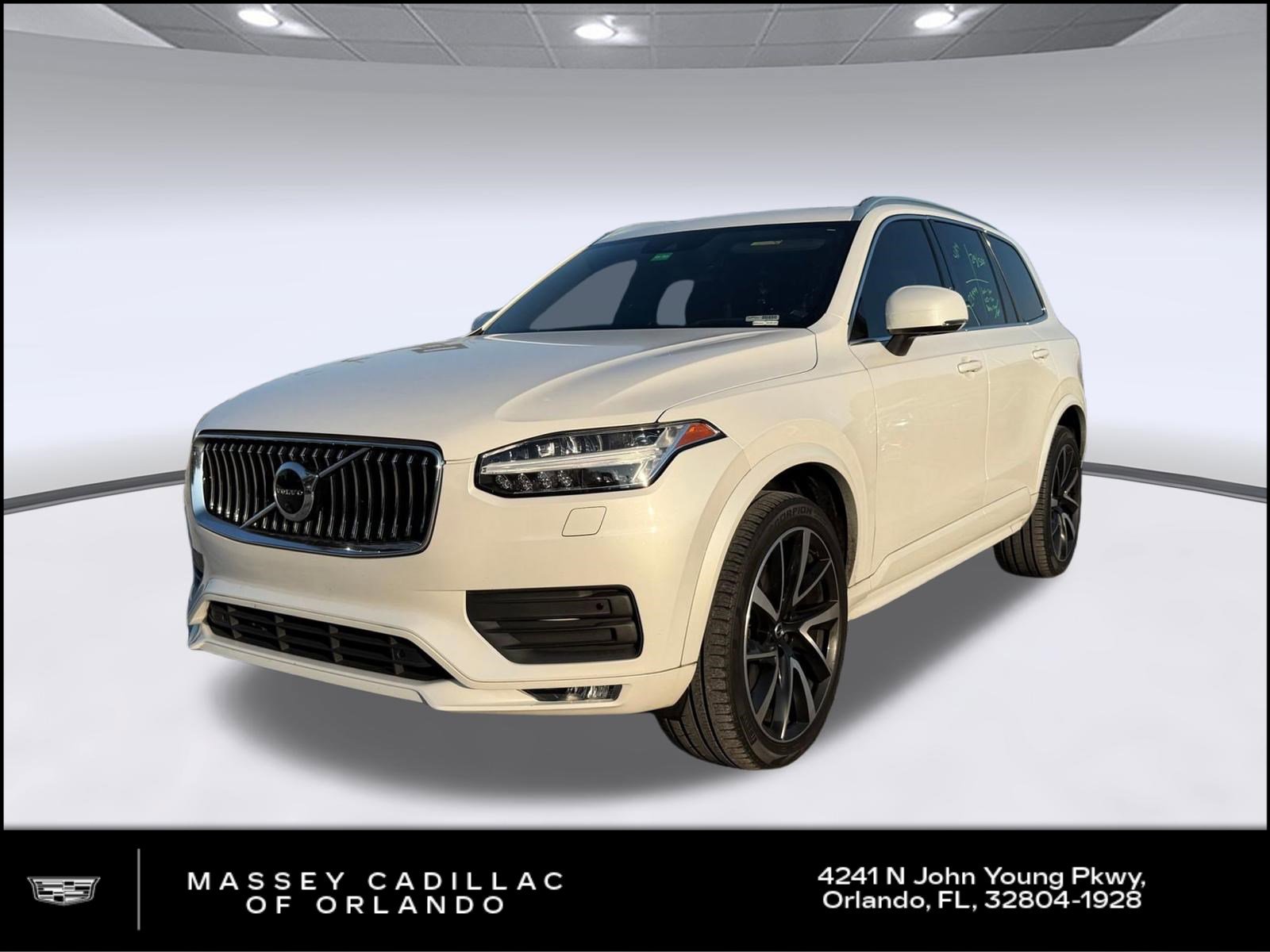 Used 2020 Volvo XC90 T6 Momentum w/ Protection Package Premier AWD/4WD image 1