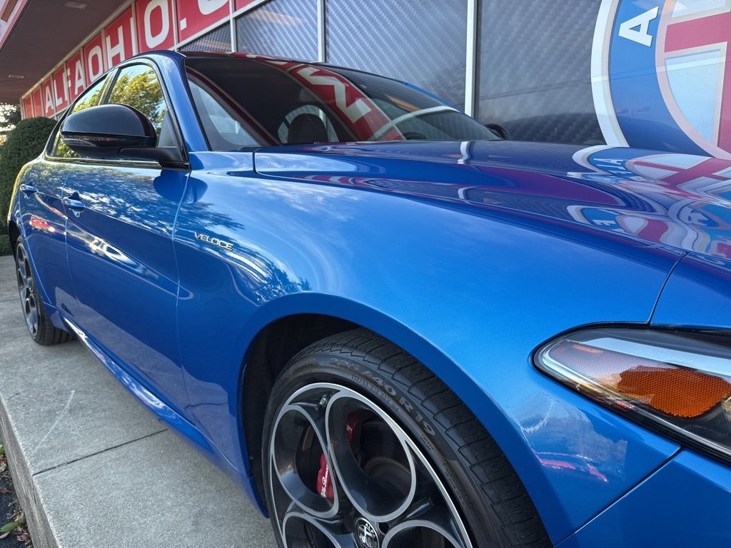 Used 2022 Alfa Romeo Giulia Veloce image 6