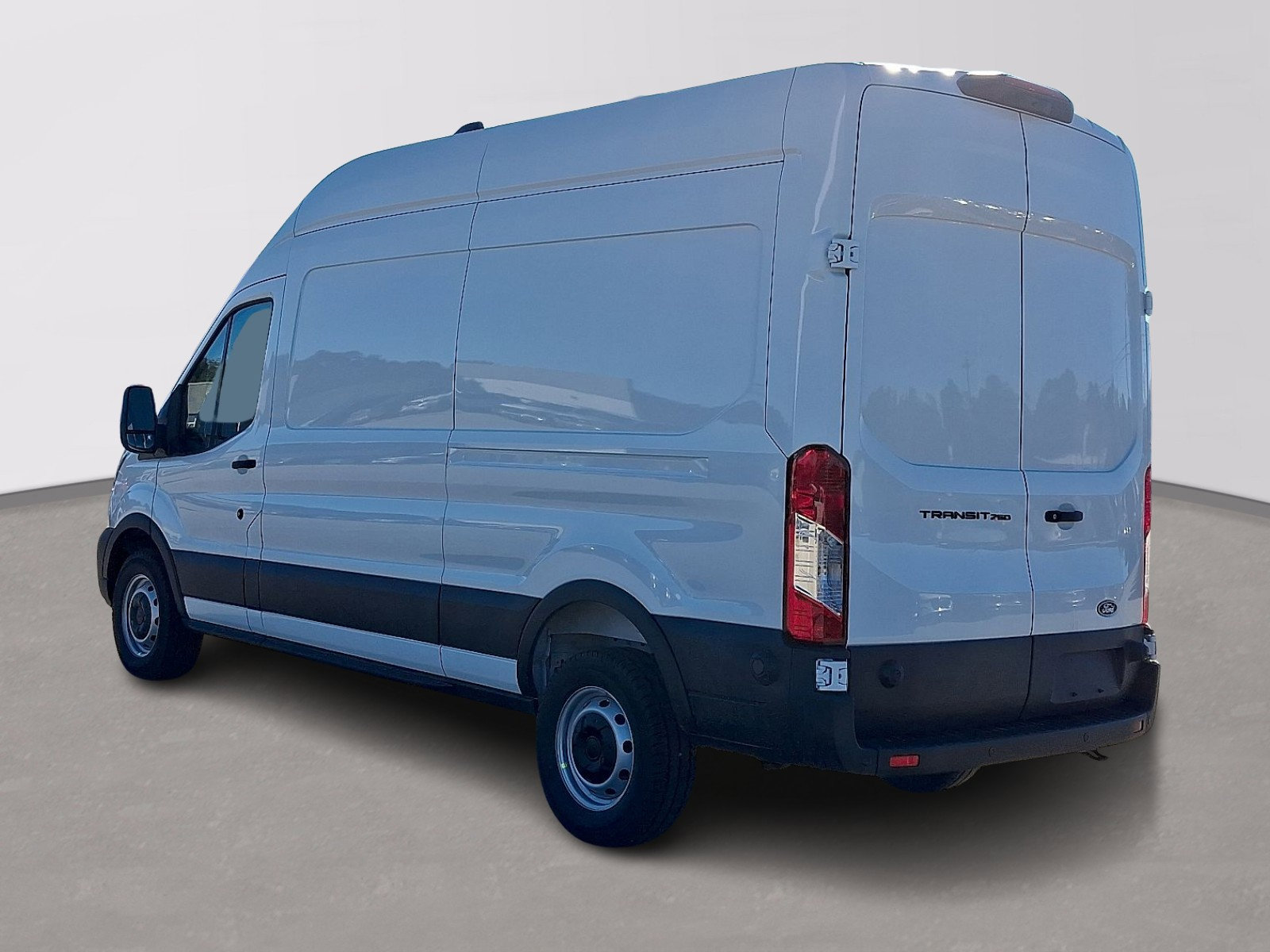 New 2026 Ford Transit 250 148 High Roof w/ Load Area Protection Package image 4