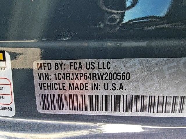 New 2024 Jeep Wrangler Unlimited Sahara w/ Technology Group AWD/4WD image 20