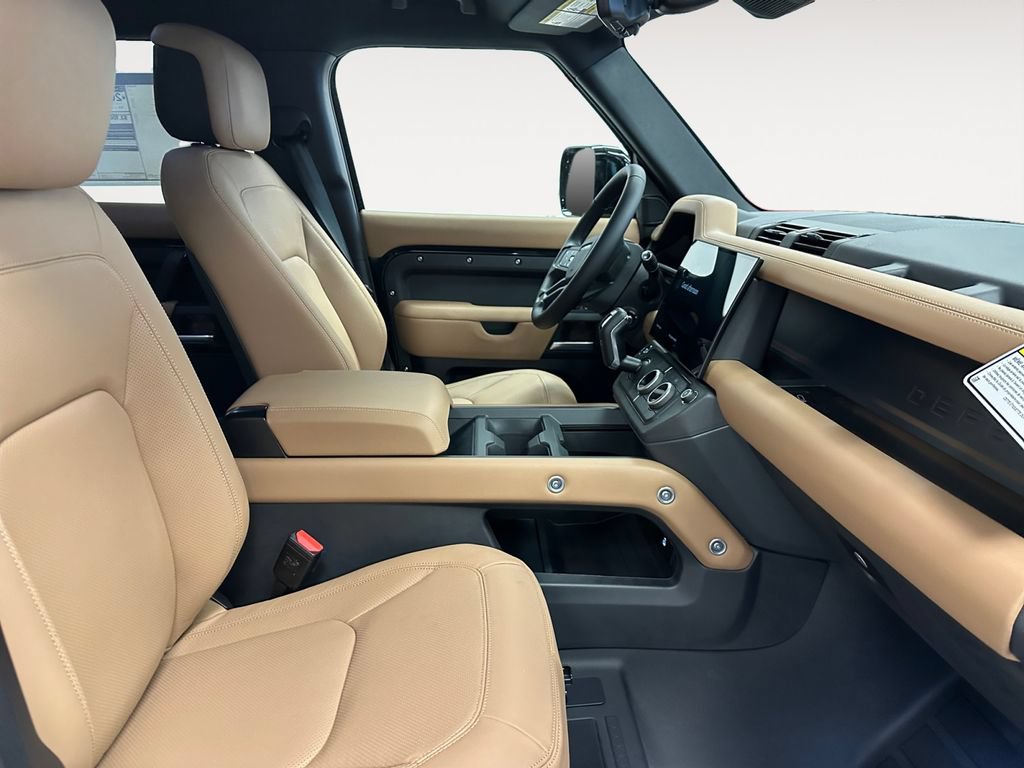 New 2026 Land Rover Defender 110 X-Dynamic SE AWD/4WD image 15