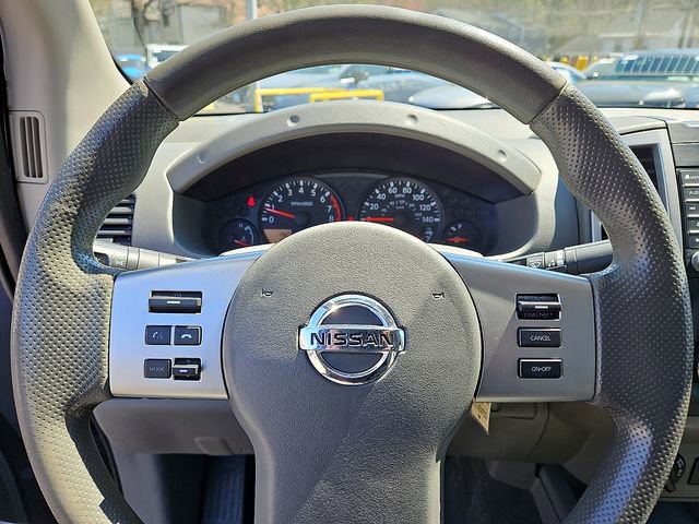 Used 2019 Nissan Frontier SV image 18