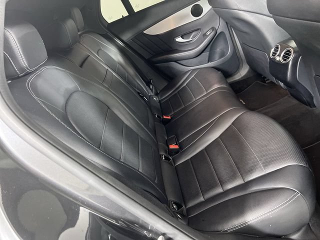 Used 2022 Mercedes-Benz GLC 300 4MATIC Coupe image 28