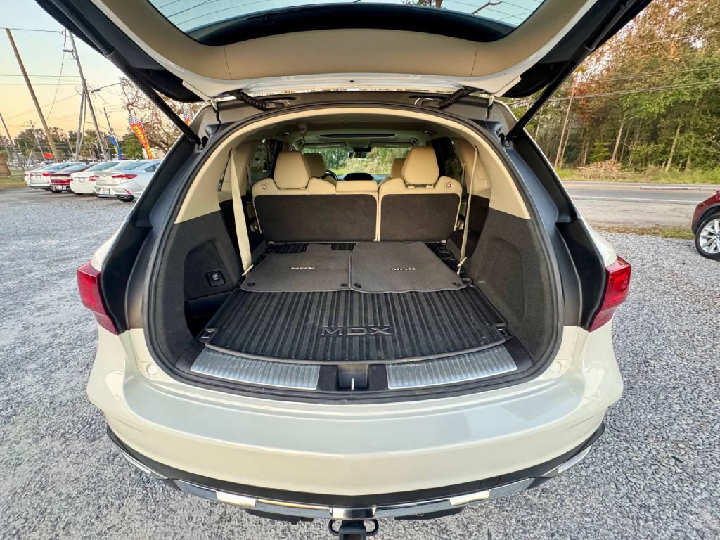 Used 2017 Acura MDX w/ Technology Package AWD/4WD image 12