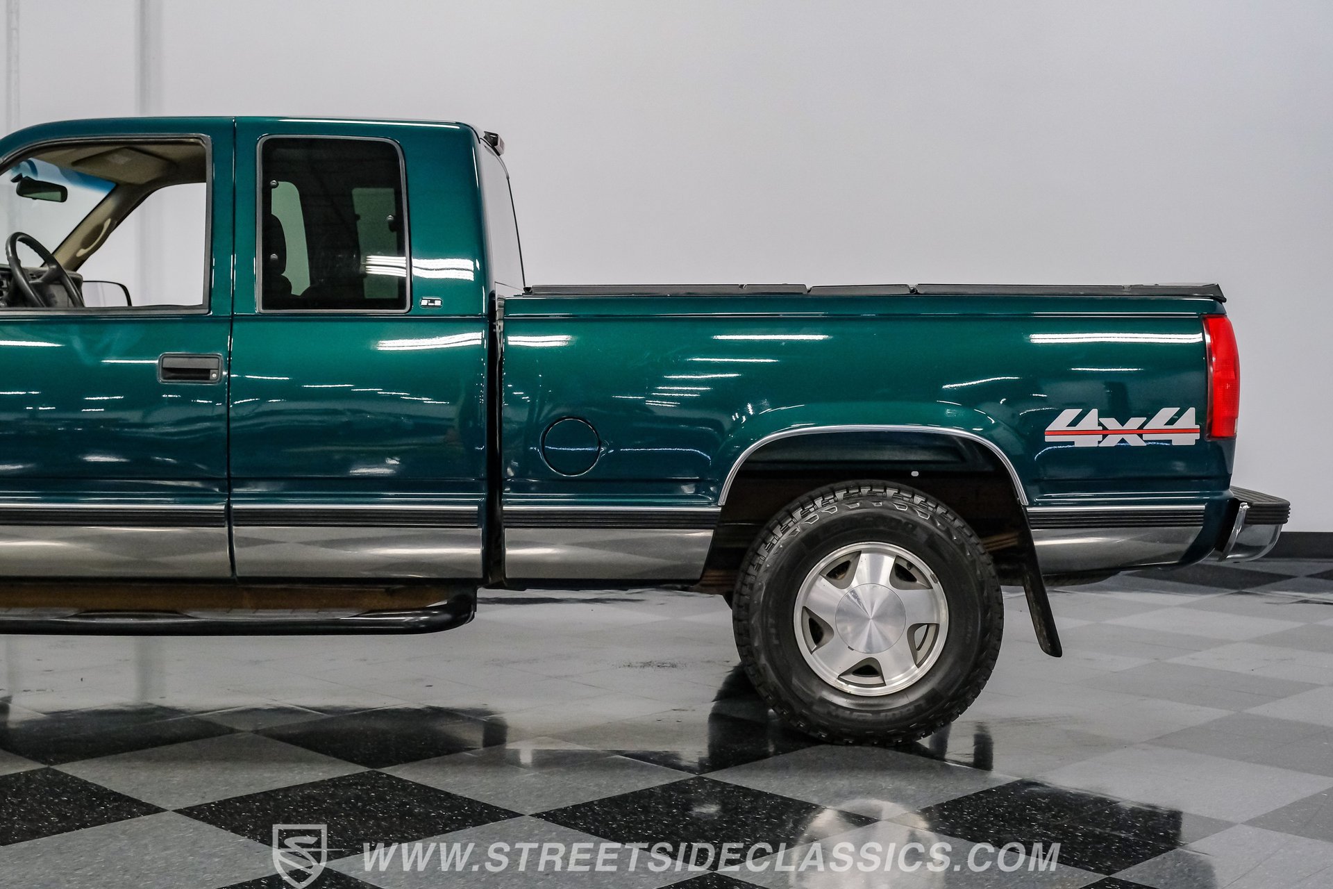 Used 1998 GMC Sierra 1500 4x4 Extended Cab w/ Imagemax Pkg image 24