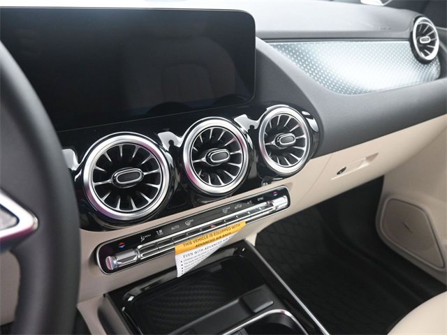 New 2025 Mercedes-Benz GLA 250 image 3