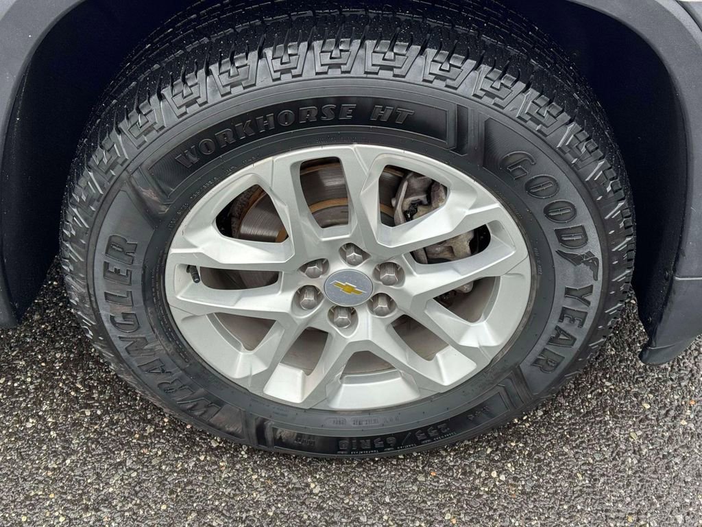 Used 2021 Chevrolet Traverse LT AWD/4WD image 9