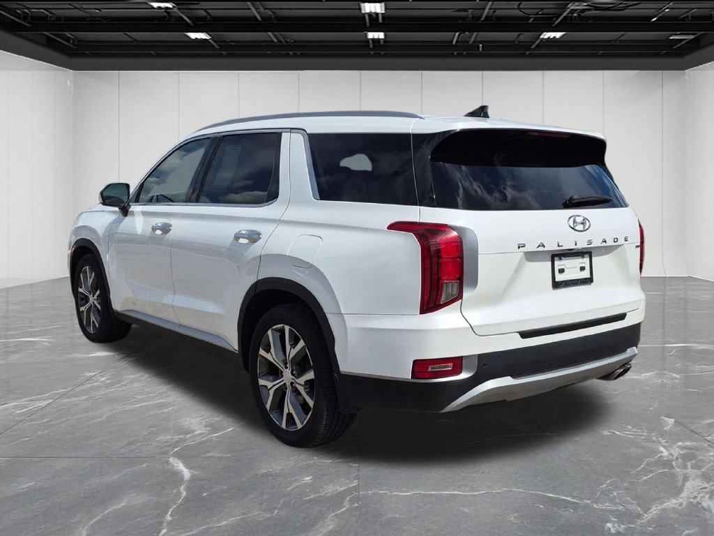 Used 2021 Hyundai Palisade SEL w/ Premium Package AWD/4WD image 3