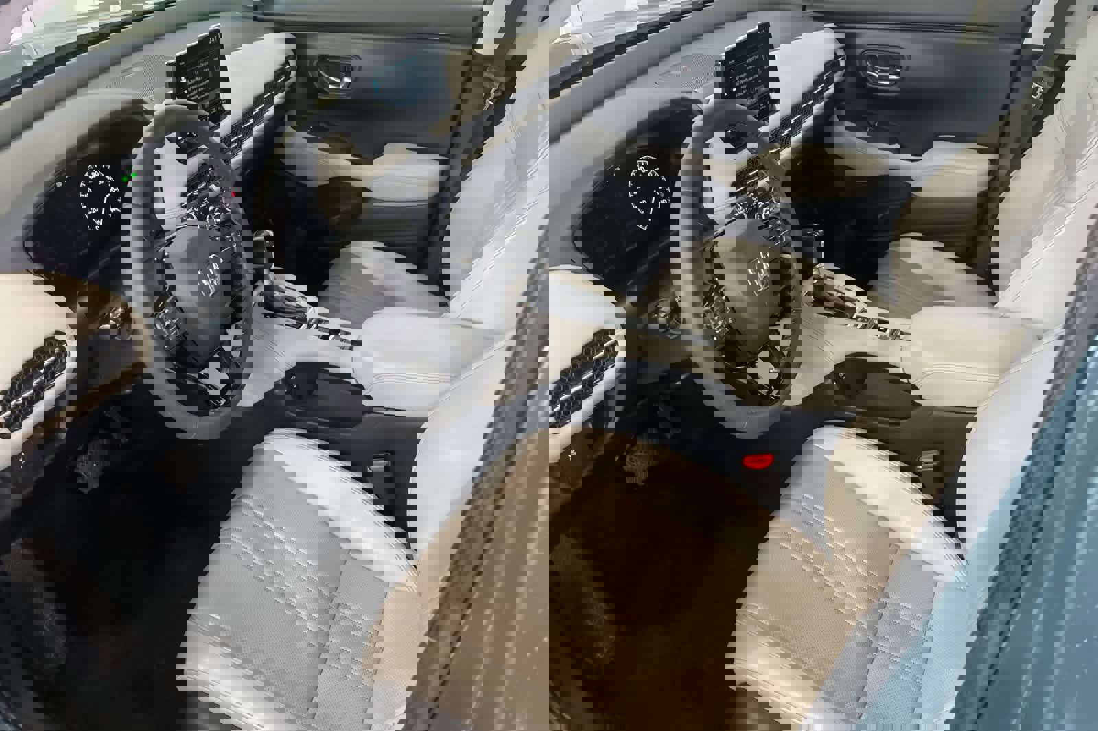 Used 2024 Honda HR-V EX-L image 13