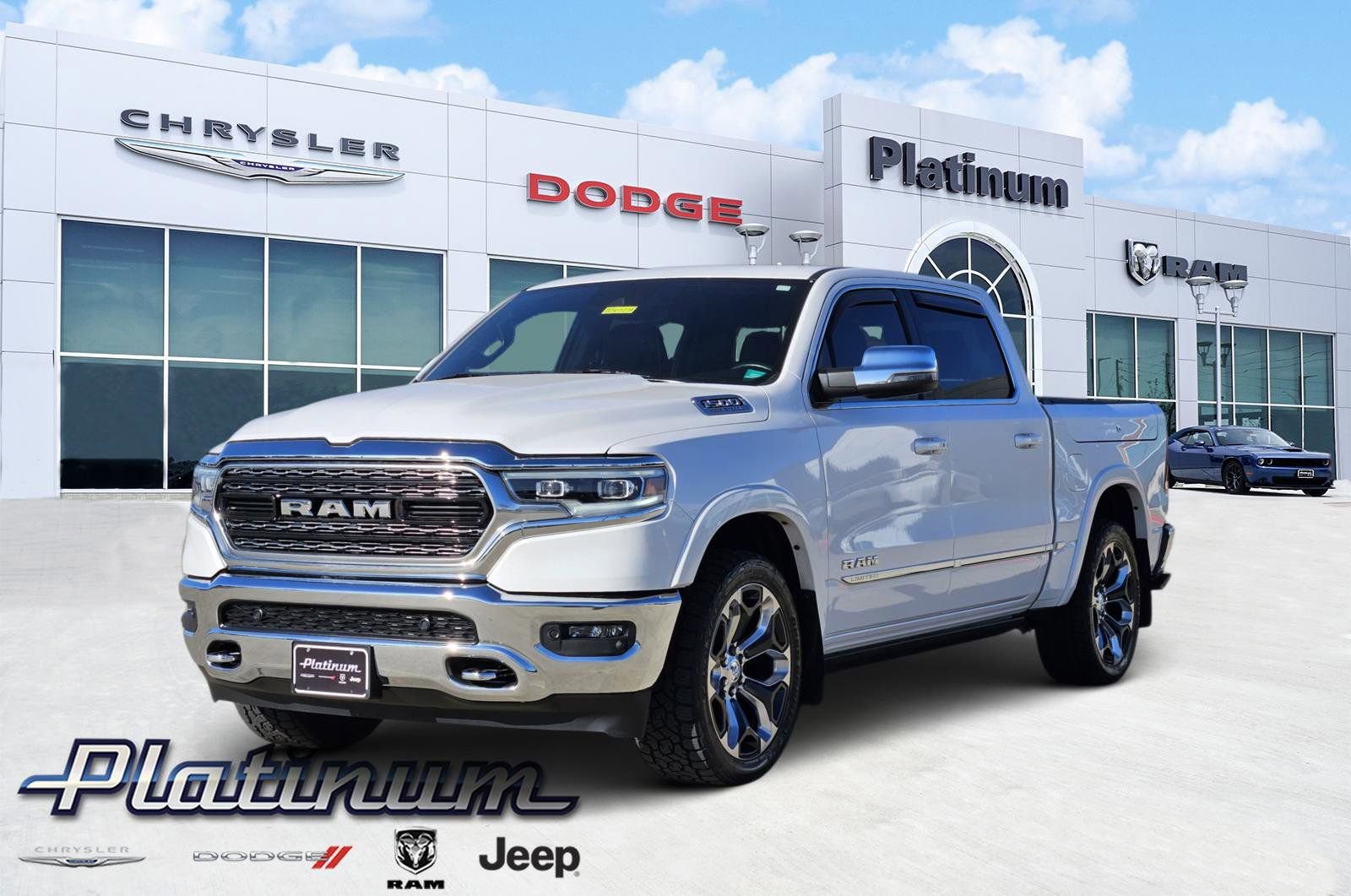 Used 2023 RAM 1500 Limited w/ Trailer Tow Group image 2