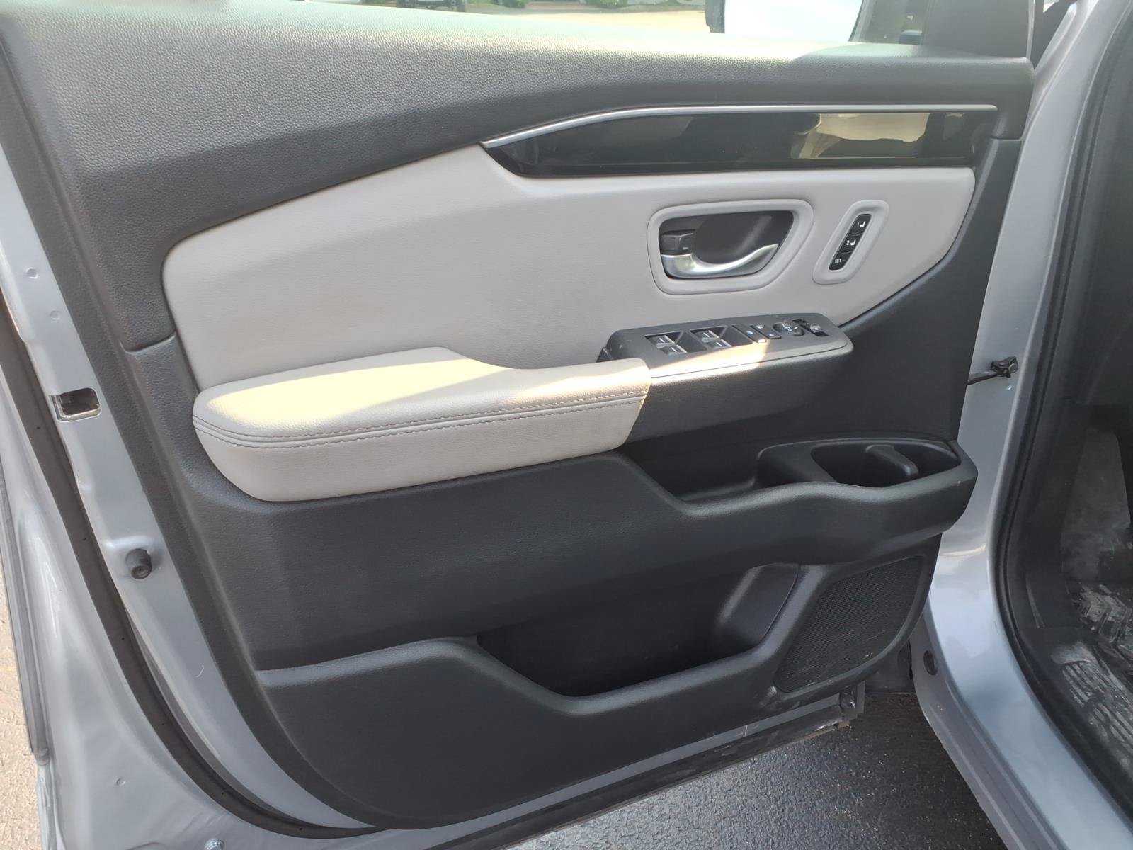 Used 2024 Honda Pilot Touring image 22