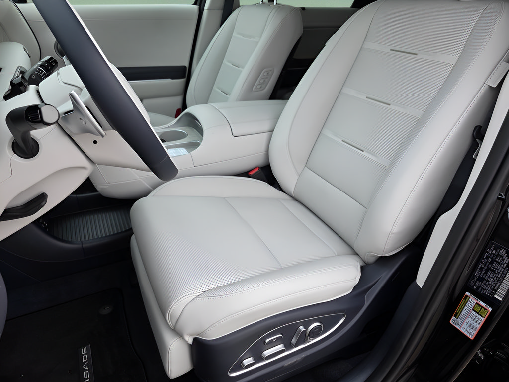 New 2026 Hyundai Palisade Calligraphy AWD/4WD image 13