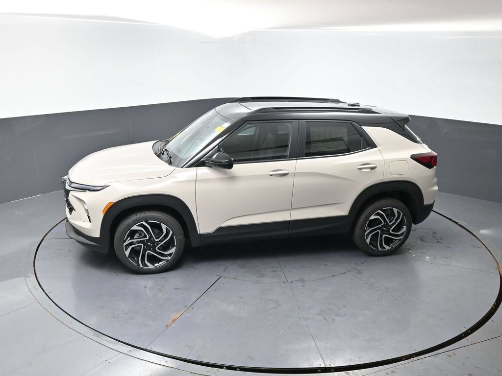 New 2026 Chevrolet TrailBlazer RS w/ Convenience Package AWD/4WD image 33