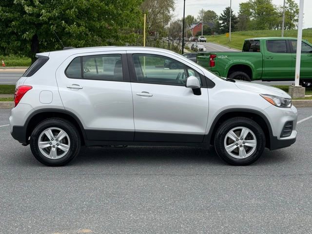 Certified 2017 Chevrolet Trax LS AWD/4WD image 8