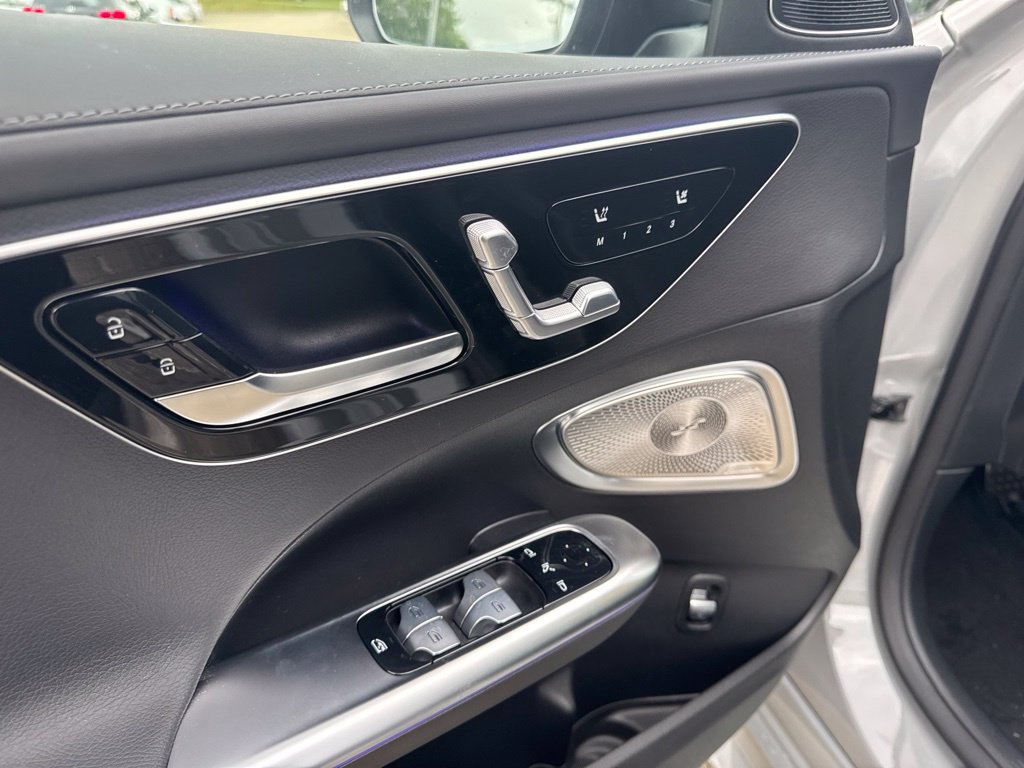 New 2026 Mercedes-Benz C 300 4MATIC Sedan image 11