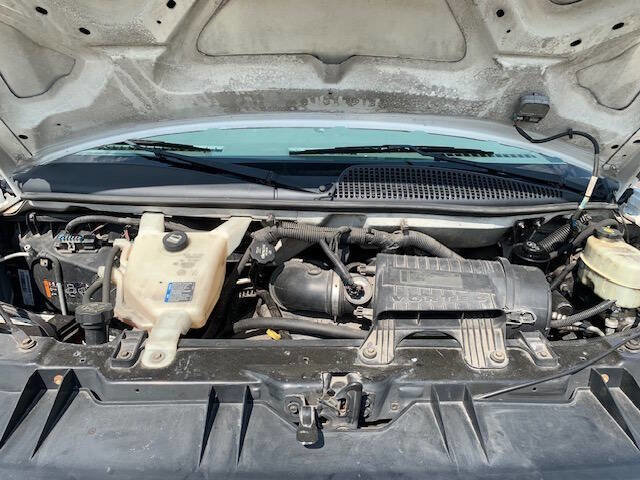 Used 2014 GMC Savana 1500 image 3