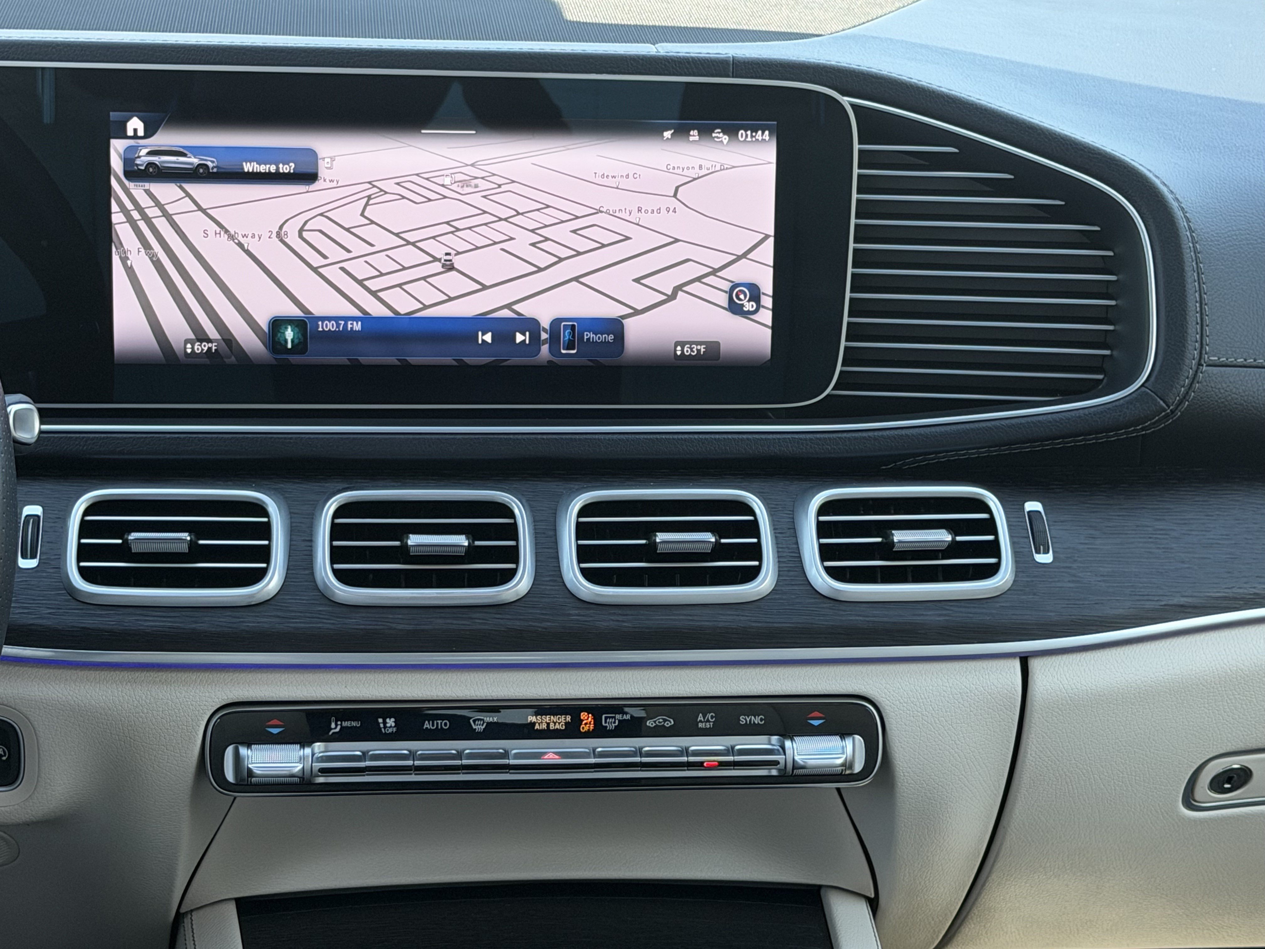 Used 2025 Mercedes-Benz GLS 450 4MATIC image 22