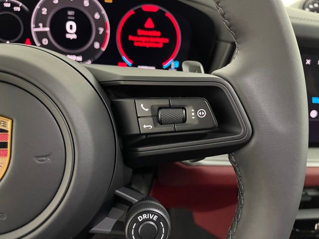 Used 2026 Porsche Cayenne Coupe image 34