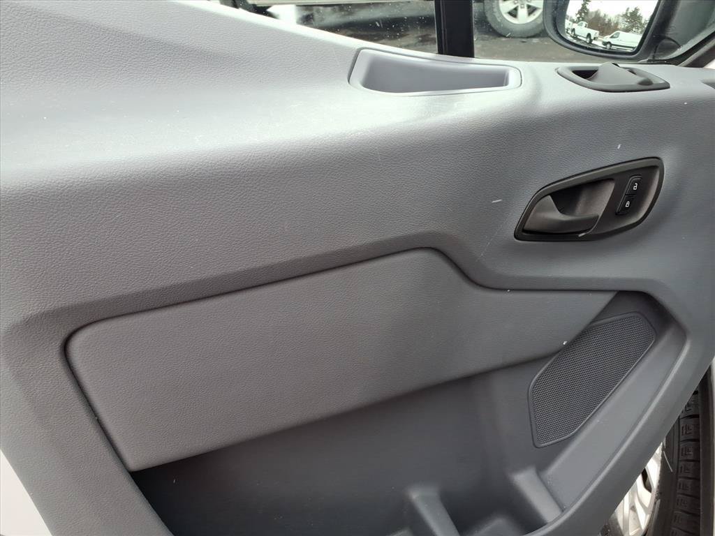 Used 2019 Ford Transit 150 XLT RWD image 12