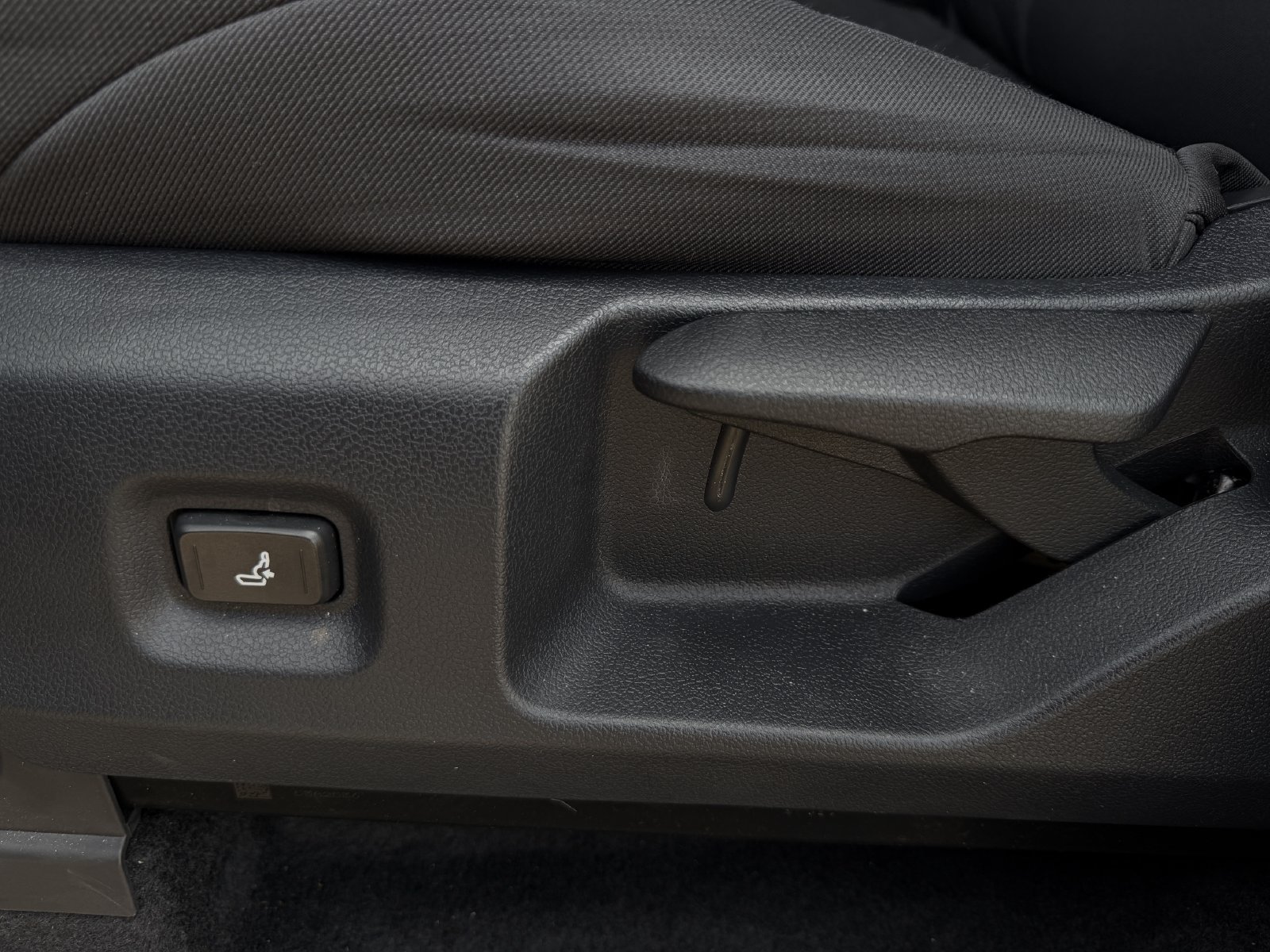 Used 2025 Toyota Tacoma SR5 AWD/4WD image 27