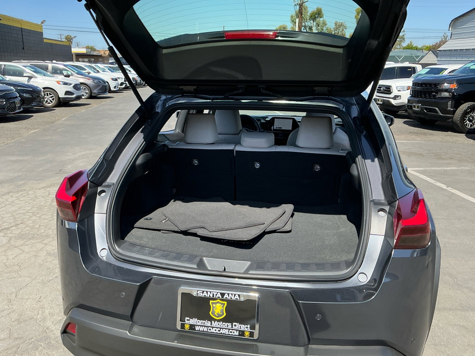 Used 2023 Lexus UX 250h FWD w/ Accessory Package (Z2) image 26