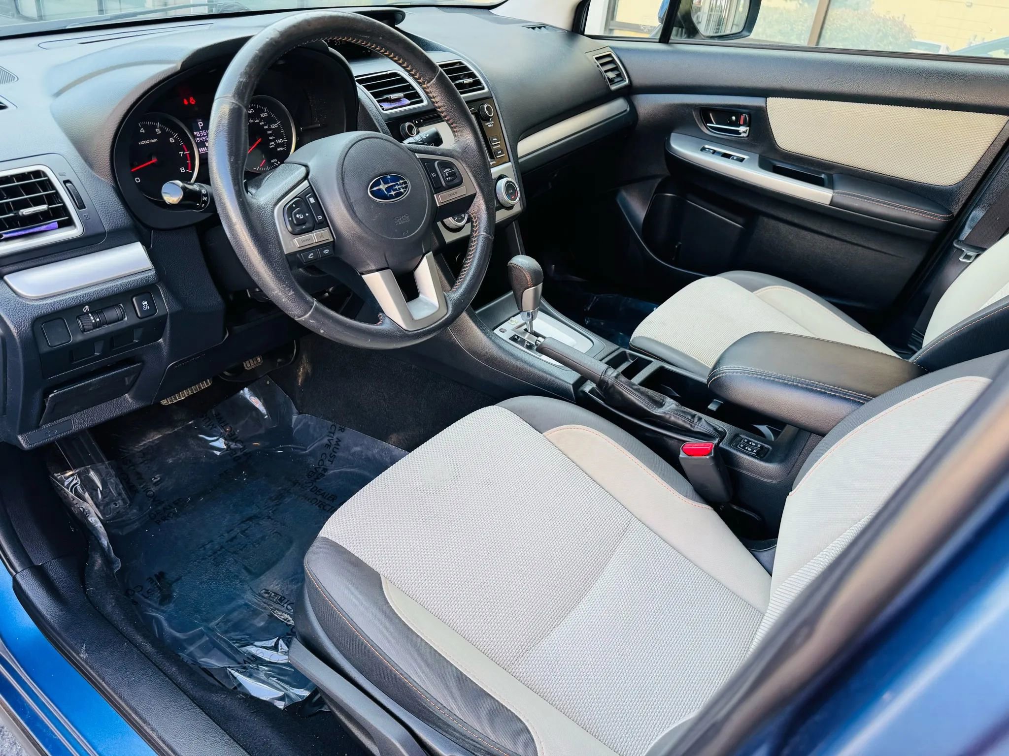 Used 2017 Subaru Crosstrek 2.0i Premium image 9