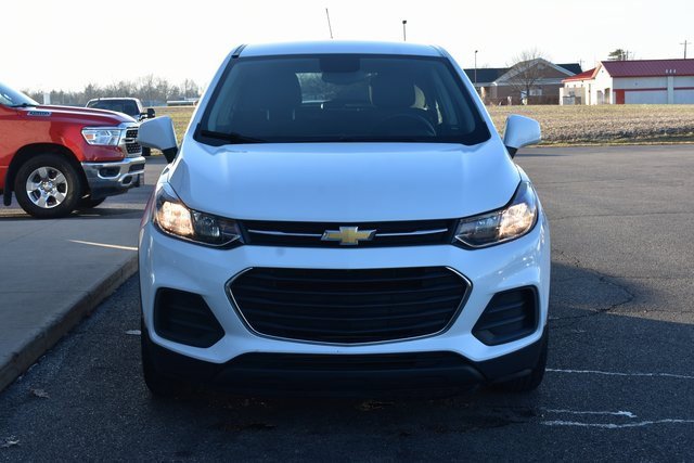 Used 2020 Chevrolet Trax LS w/ Tint and Cruise Package image 8