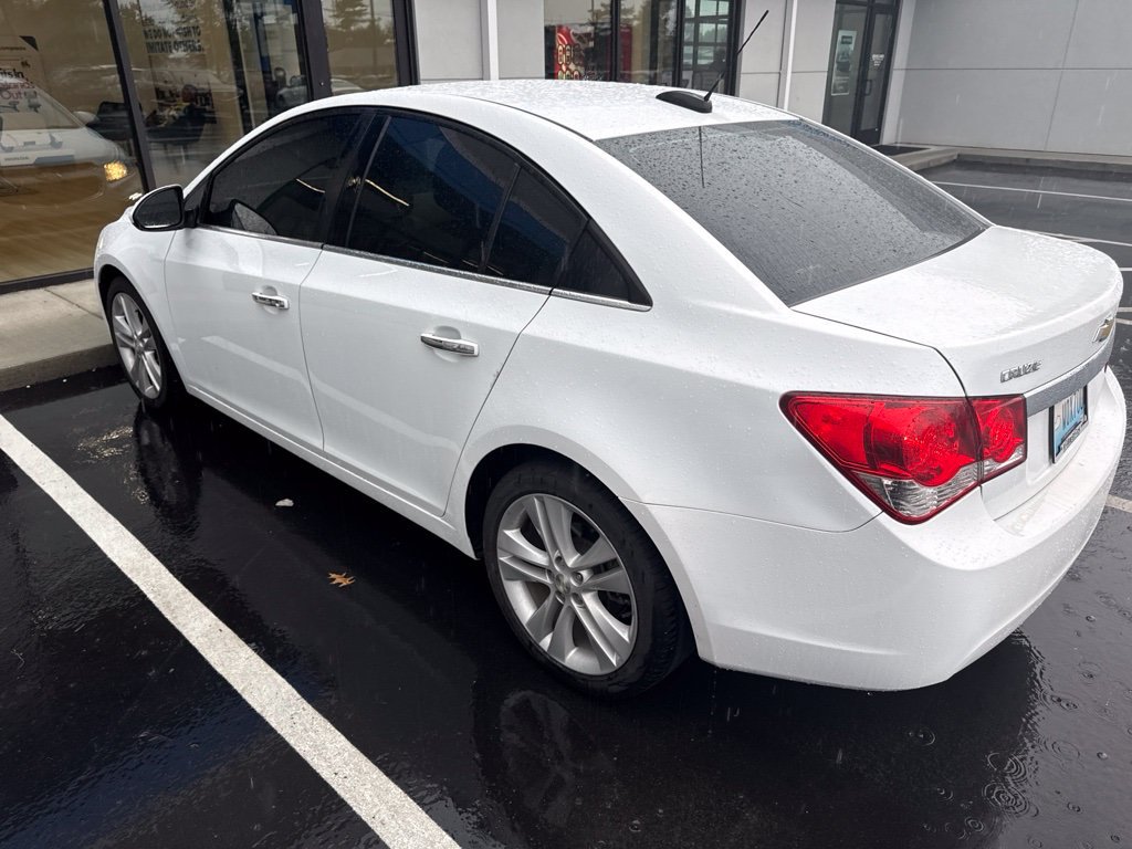Used 2015 Chevrolet Cruze LTZ FWD image 4