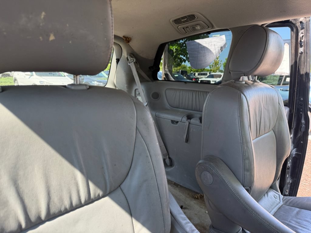Used 2008 Toyota Sienna XLE FWD image 34