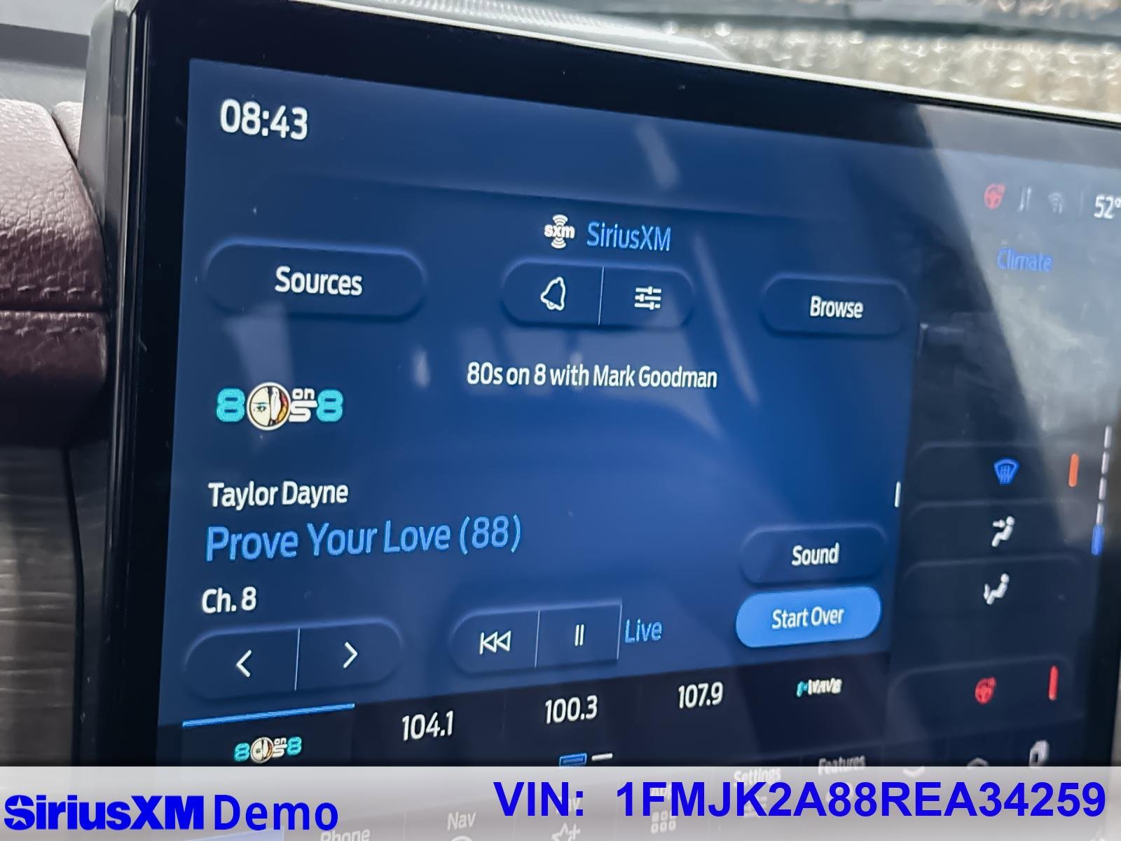 Used 2024 Ford Expedition Max Limited image 30