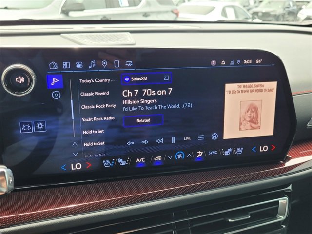 Used 2025 Chevrolet Traverse RS w/ LPO, Floor Liner Package image 30