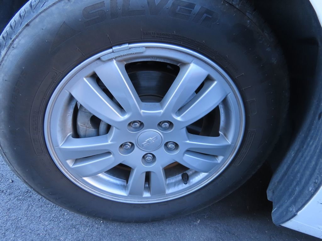 Used 2016 Chevrolet Sonic LT image 15