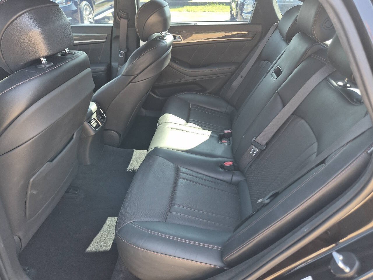 Used 2018 Genesis G80 3.3T Sport RWD image 10