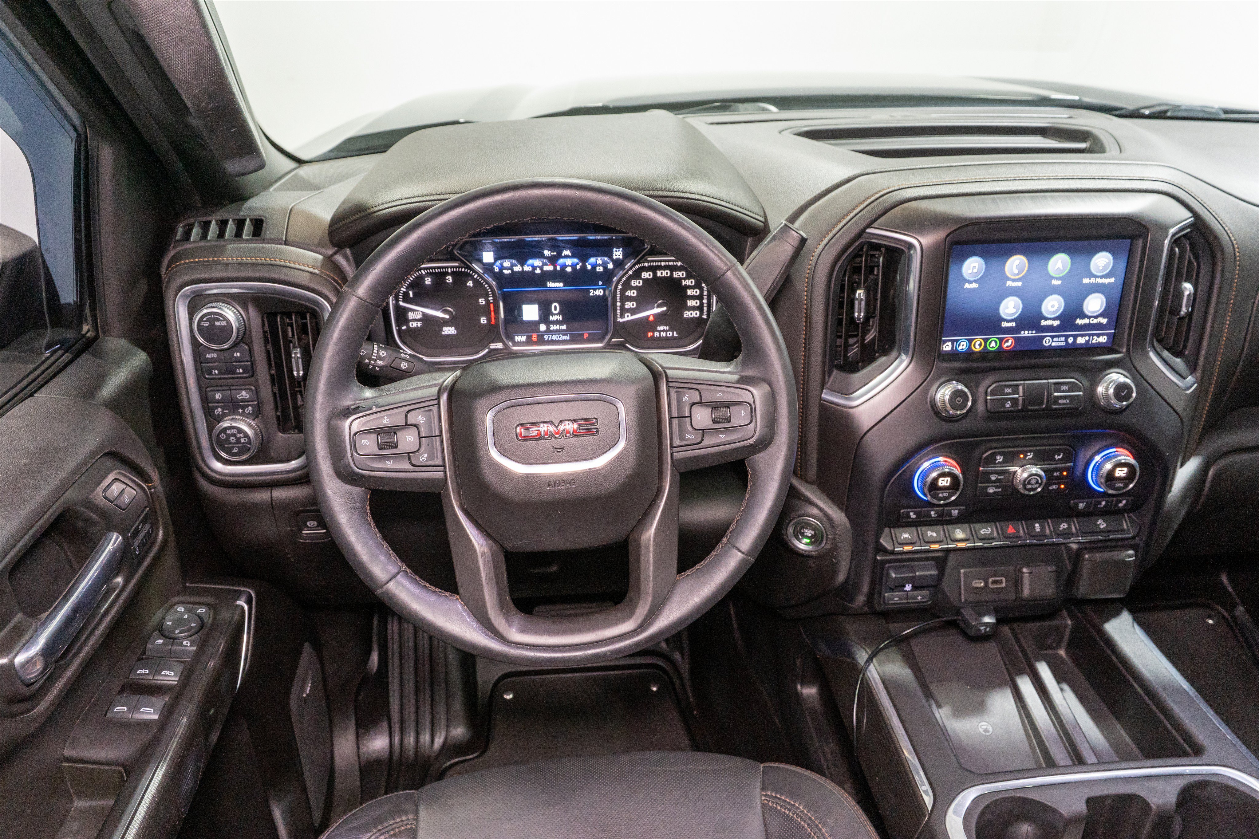 Used 2021 GMC Sierra 1500 AT4 w/ Technology Package AWD/4WD image 13