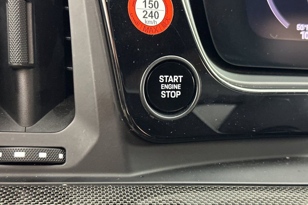 Used 2024 Porsche Cayenne Coupe image 25