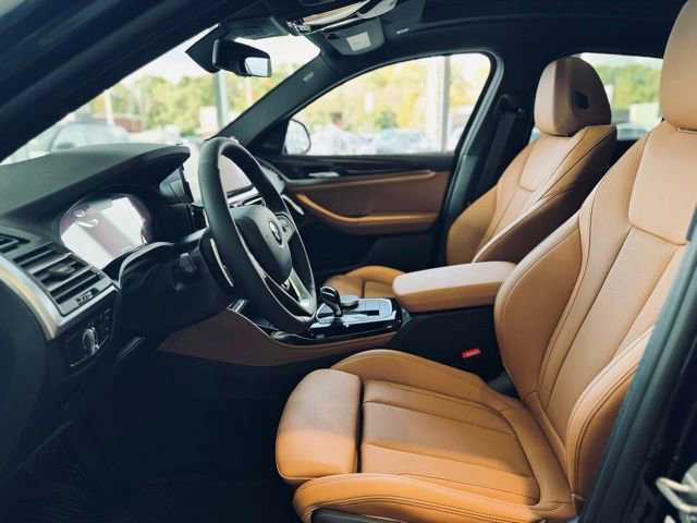 New 2025 BMW X4 xDrive30i w/ Premium Package image 17