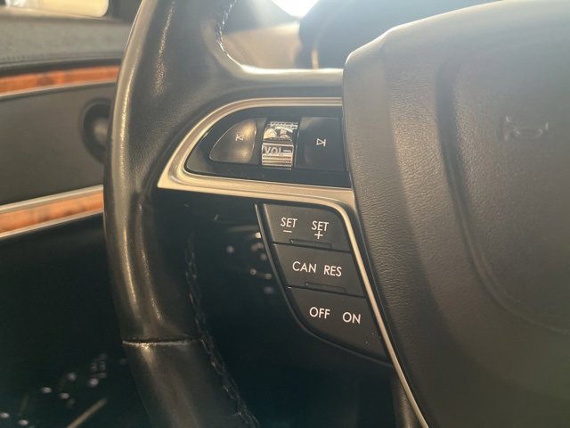 Used 2019 Lincoln Nautilus Reserve image 16