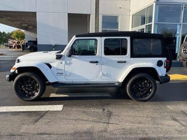 Used 2023 Jeep Wrangler Unlimited Sahara w/ Cold Weather Group AWD/4WD image 6