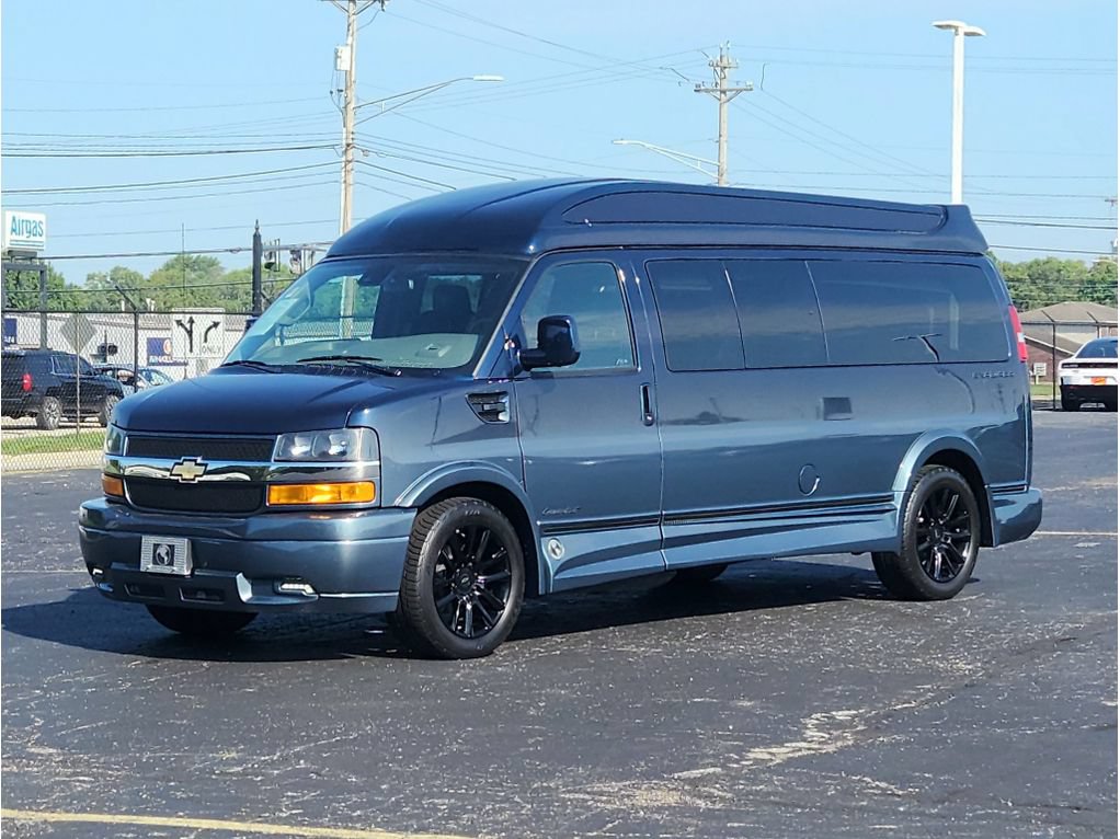 Used 2021 Chevrolet Express 2500 Extended w/ Enhanced Convenience Package RWD image 18