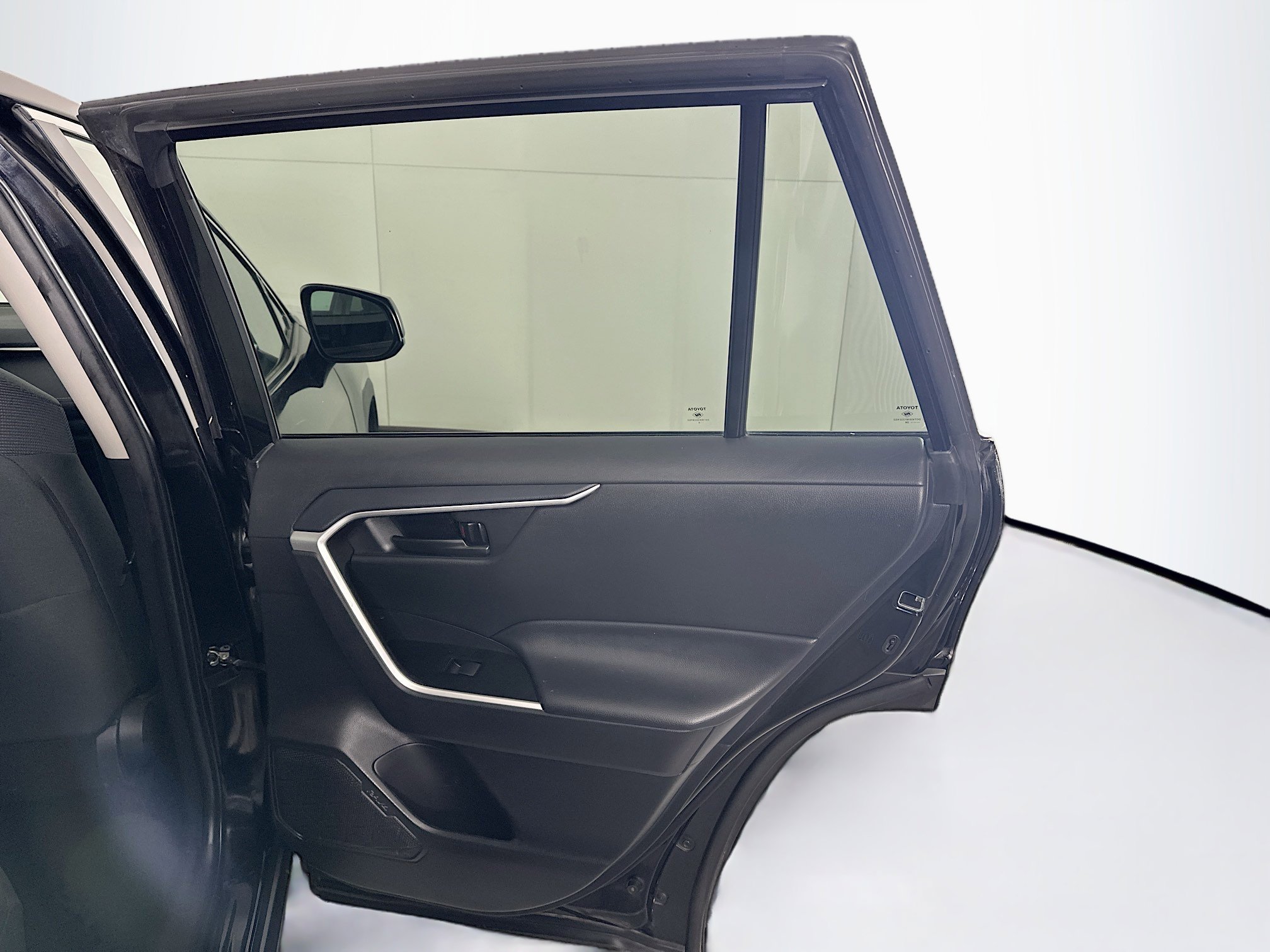 Used 2024 Toyota RAV4 LE image 27