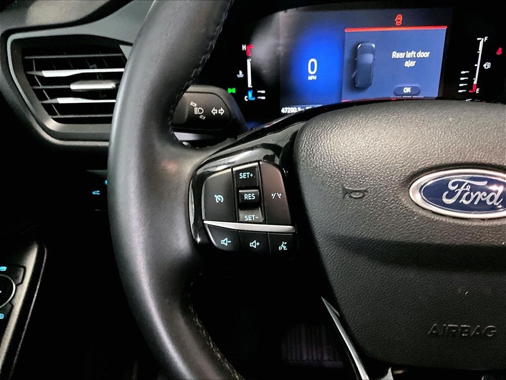 Used 2023 Ford Escape Active AWD/4WD image 23