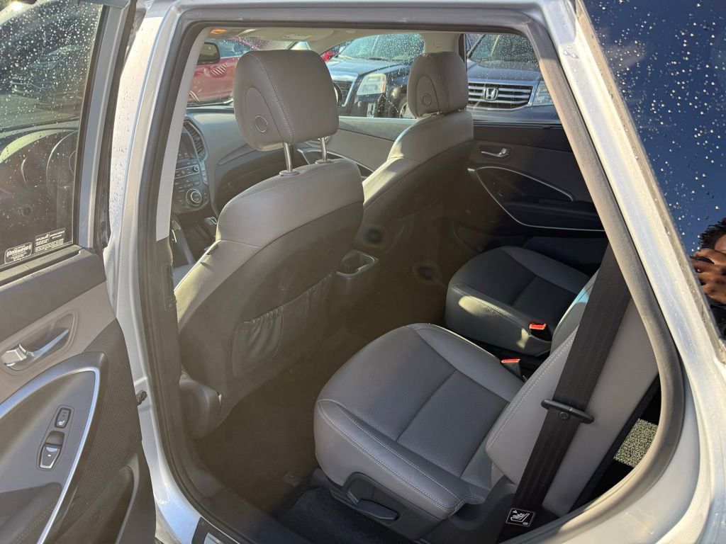 Used 2018 Hyundai Santa Fe Limited AWD/4WD image 6