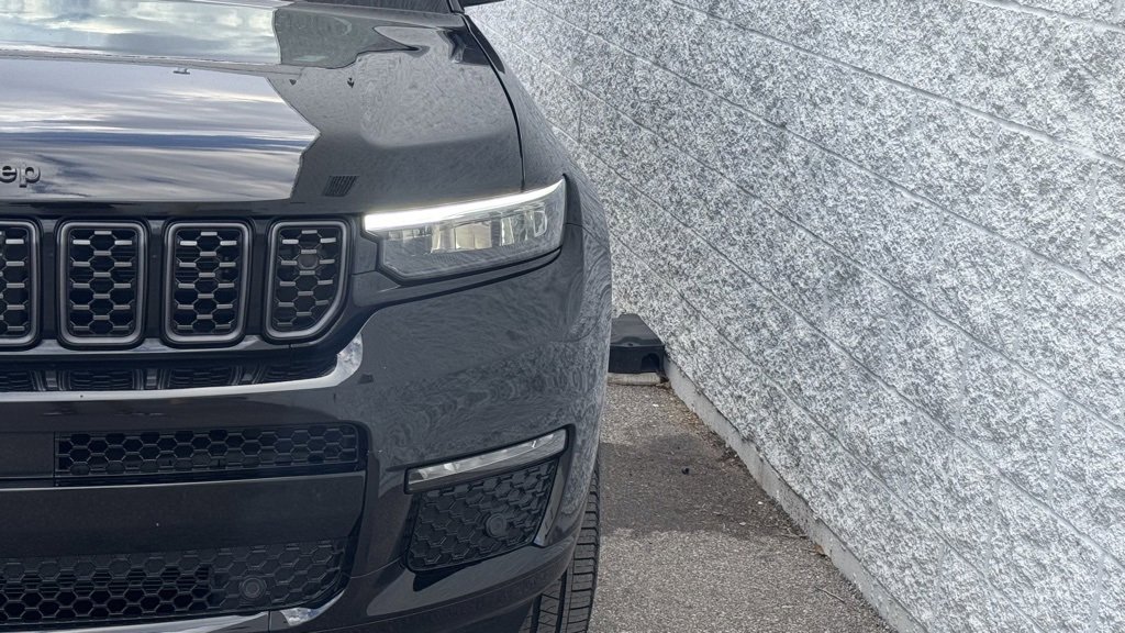 Used 2024 Jeep Grand Cherokee L Summit image 6